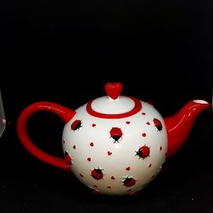 Vintage tea pot